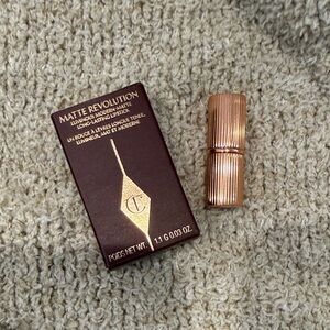 ✨MINI Charlotte Tilbury Matte Revolution Lipstick - Pillow Talk